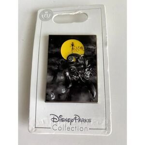 DISNEY Parks Nightmare Before Christmas Jack Skellington & OGGIE MOON PIN NEW